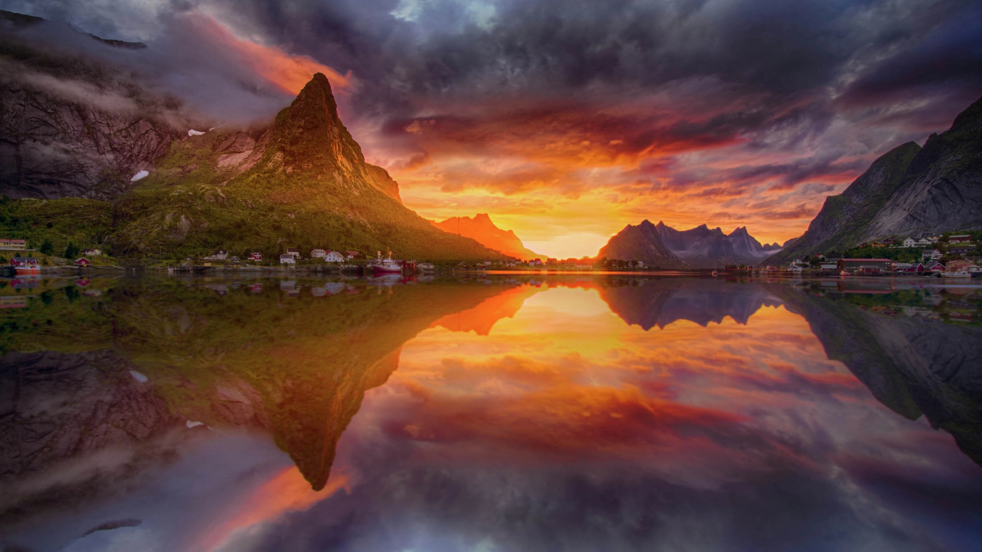 Witness the Midnight Sun – Norway, Sweden & Finland May to July