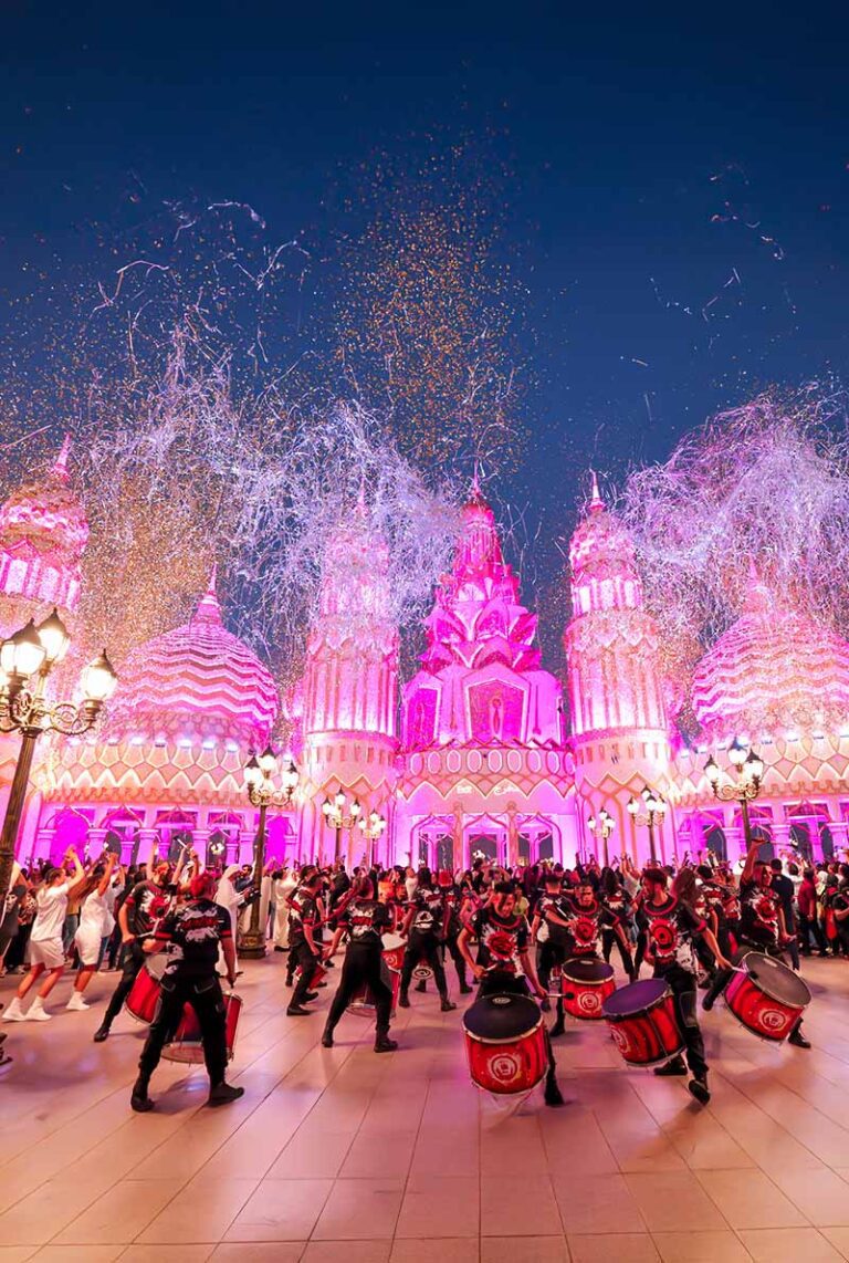 Discover the best UAE activities and experiences with Garnet Tourism.