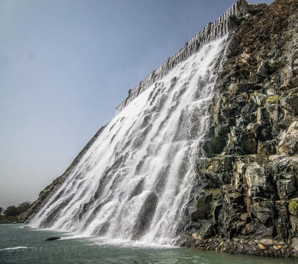 Discover the best UAE activities and experiences with Garnet Tourism.